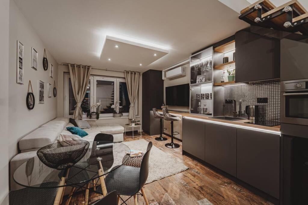 Sunset Apartment Поморие Экстерьер фото